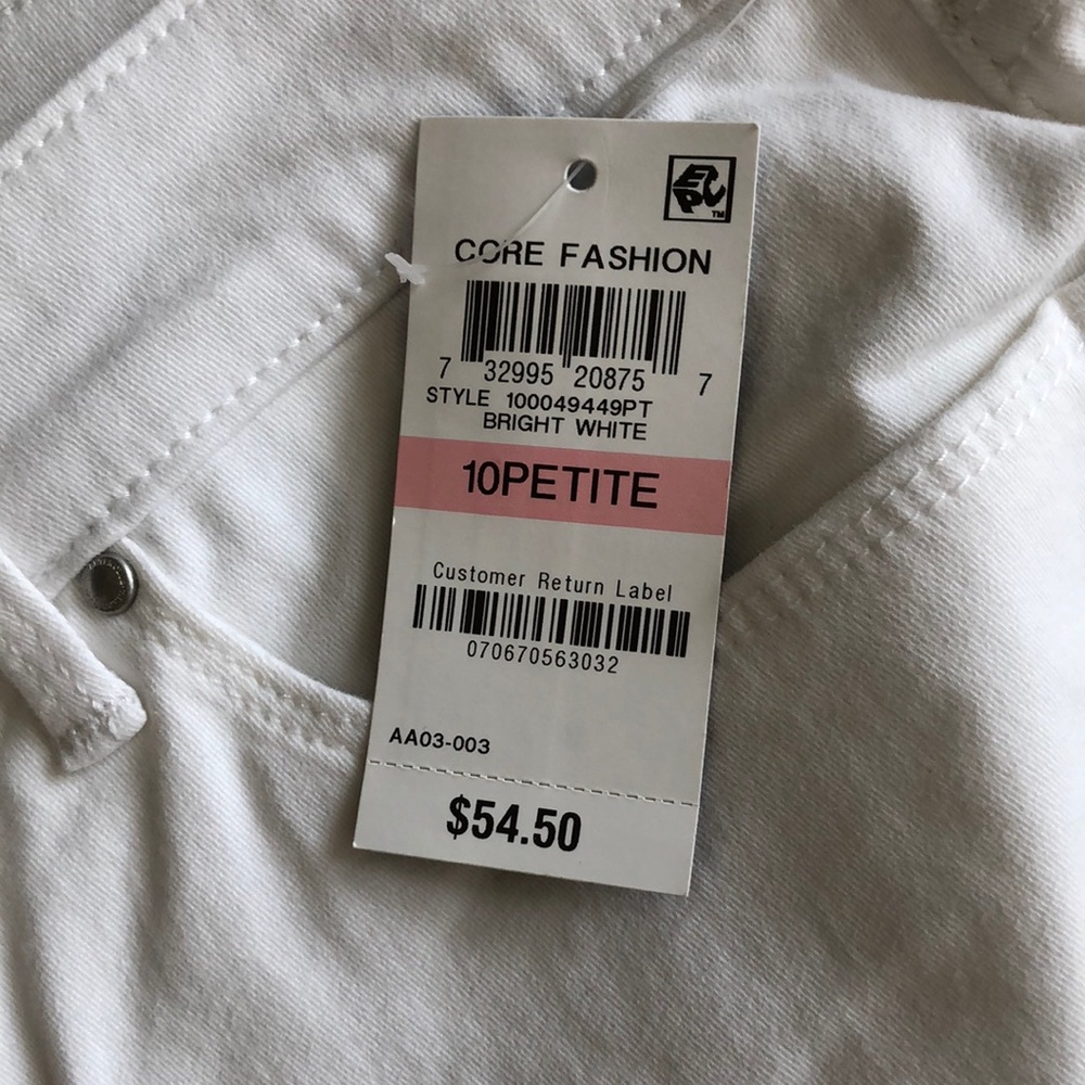 NWT Charter Club White Capri Pants Size 10P - Picture 3 of 5